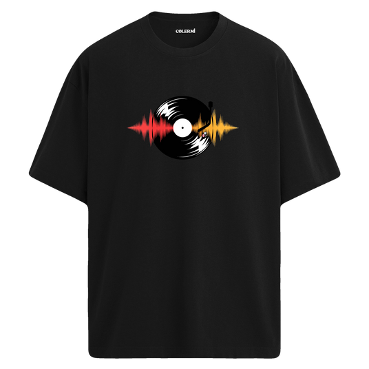 Vinyl Vibes Oversize Unisex T-Shirt – Müzik Temalı Bisiklet Yaka