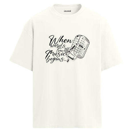Music Begins Mikrofon Yazılı Tişört – %100 Pamuk – Bisiklet Yaka T-Shirt