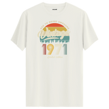 1971 Nostalgia Vintage T-Shirt - Retro Design & Iconic 70s Style