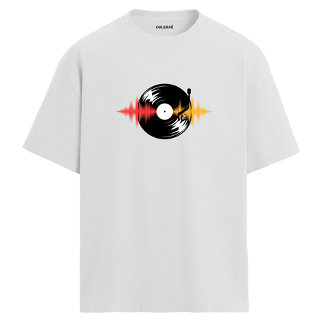 Vinyl Vibes Oversize Unisex T-Shirt – Müzik Temalı Bisiklet Yaka