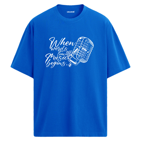 Music Begins Mikrofon Yazılı Tişört – %100 Pamuk – Bisiklet Yaka T-Shirt