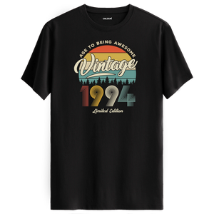 Classic Fit Vintage Tee