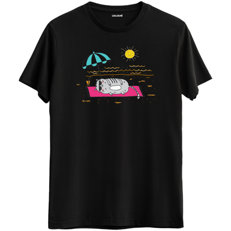 Beach Relaxing Cat T-Shirt – Cute Design for Summer Vibes