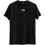 Be Kind yazı tasarımıyla nazik olmayı hatırlatan siyah Bisiklet Yaka T-Shirt.