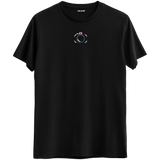 Anıları ölümsüzleştiren minimal kamera baskılı siyah Bisiklet Yaka T-Shirt.