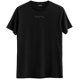 Minimalizmin ruhunu yansıtan, şık ve zamansız tasarıma sahip siyah Bisiklet Yaka T-Shirt.
